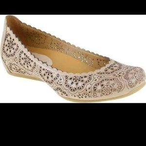 Earthies Bindi Flat Biscuit Leather